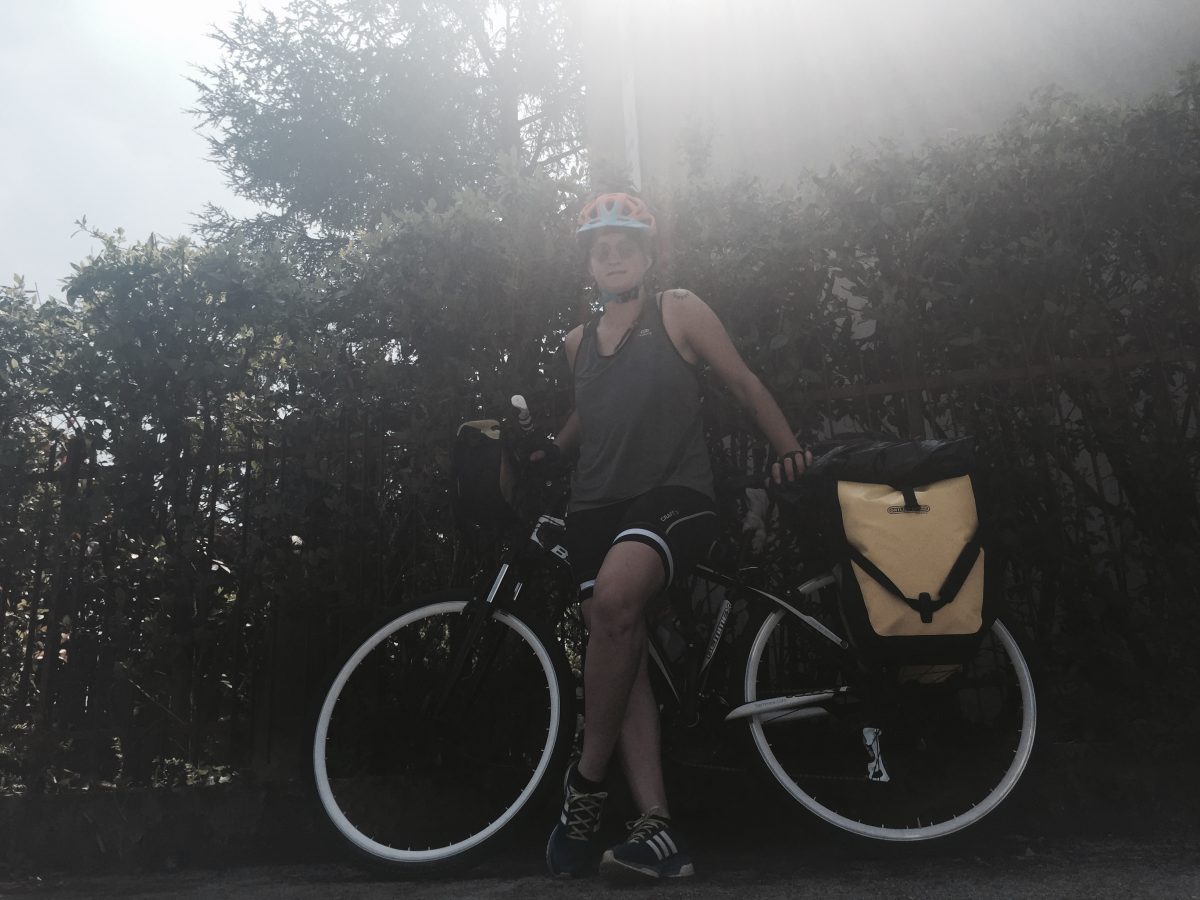Melanie Chilesotti in bicicletta